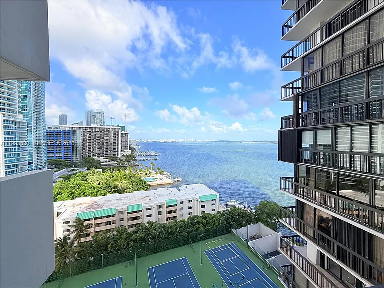 2333 Brickell Ave #1407 — Photo 8