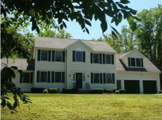 3 Chestnut Cir, Mont Vernon, NH 03057