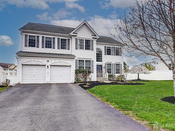 2nd image of 61 Prests Mill Rd