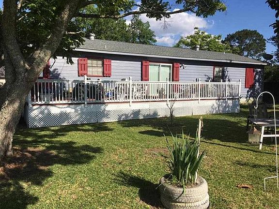 2nd image of 324 Lee Dr