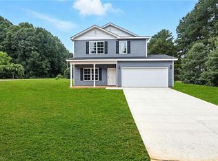 490 E Ridge Ave, Liberty, NC 27298