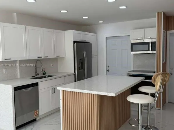 15201 NE 6th Ave APT C312, Miami, FL 33162