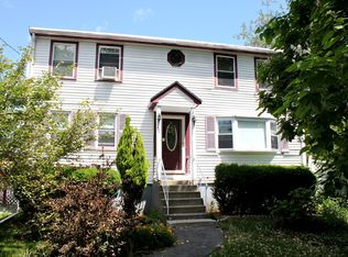 50 Bartlett Rd, Randolph, MA 02368