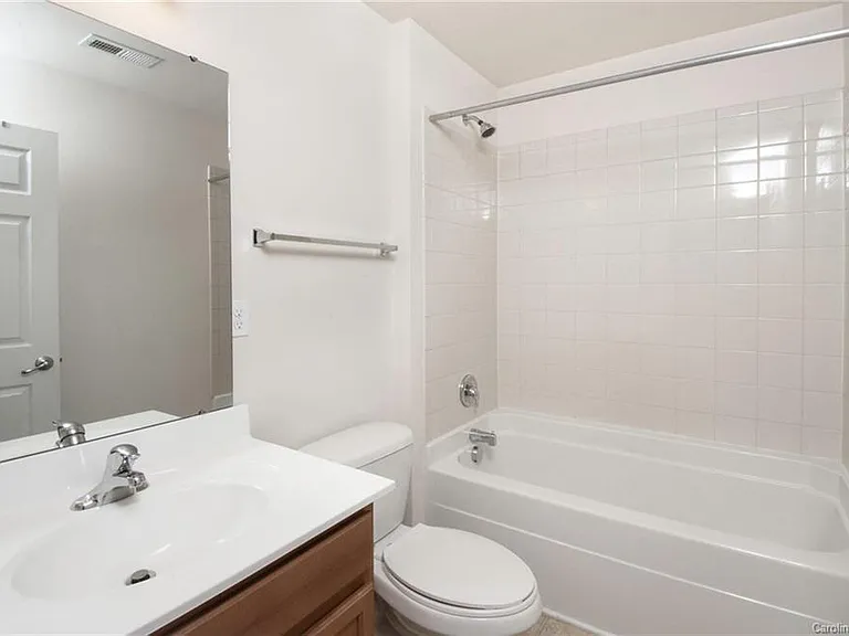 9722 Springholm Dr — Photo 17