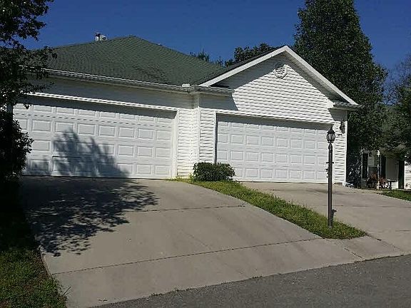 3rd image of 1445 Ford Rd