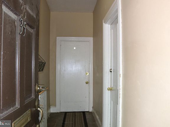 2nd image of 35 N Mulberry St