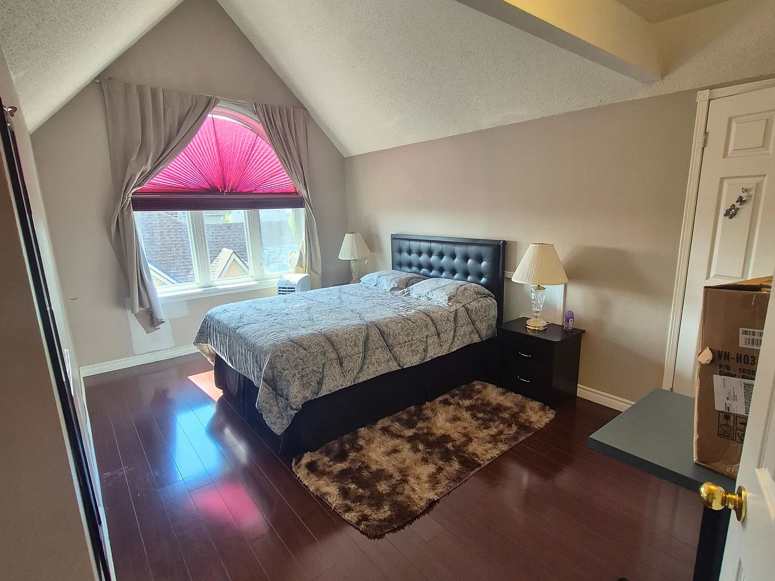 1 bed, $900 — Photo 2
