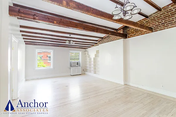 Rented by Anchor Associates | media 15