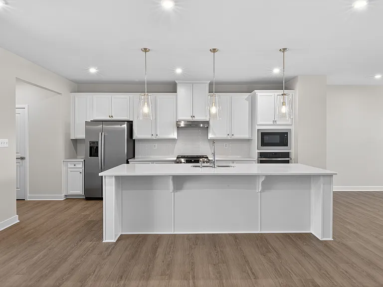 240 E Main St — Photo 17