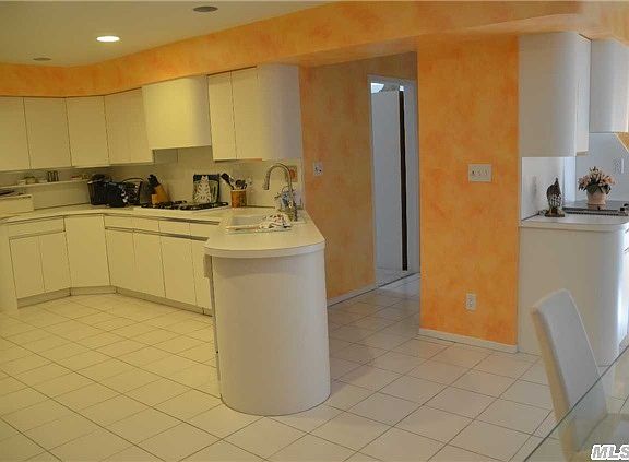 2nd image of 57 Sherwood Dr