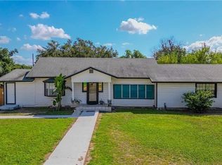 402 S Main St, Donna, TX 78537