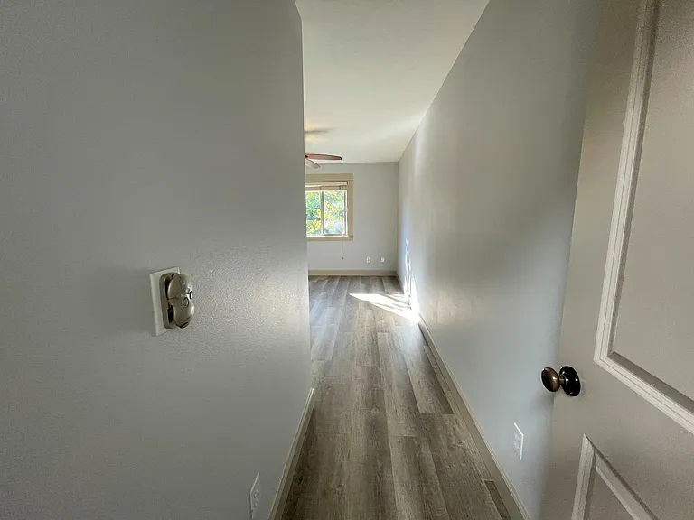 5603 NE 30th Ave — Photo 23