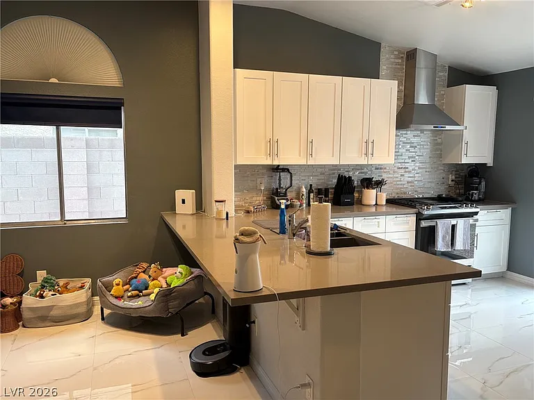 4402 Cassandra Dr — Photo 4