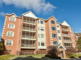 7928 Trinity Cir UNIT 2SE, Tinley Park, IL