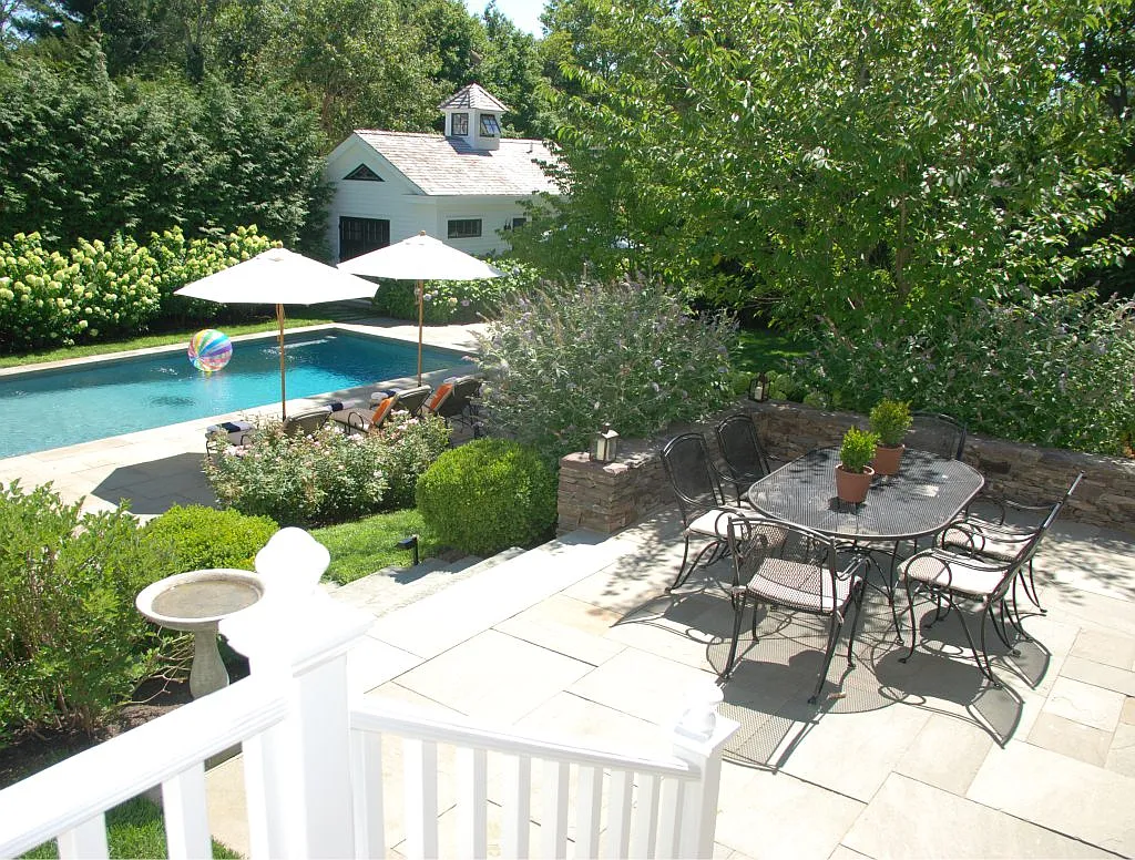 Classic Sag Harbor Village — Photo 3