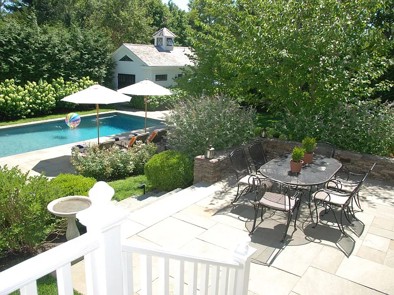 23 Howard St — Photo 3