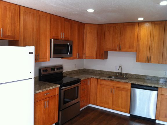 3rd image of 917 142nd Ave SE