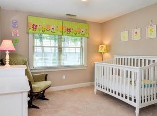 14 Garden Rd, Natick, MA 01760