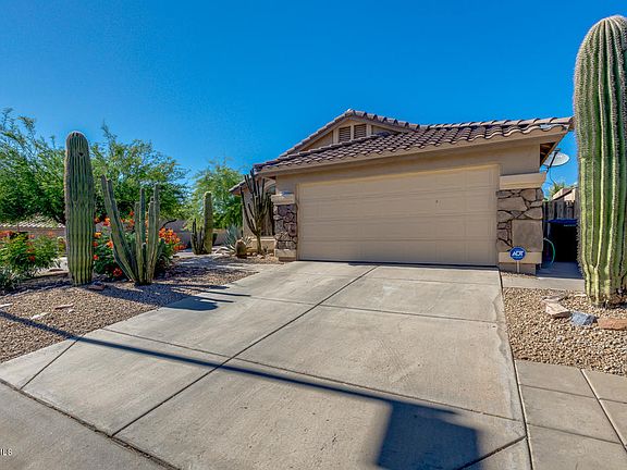 2nd image of 10266 E Hillery Dr