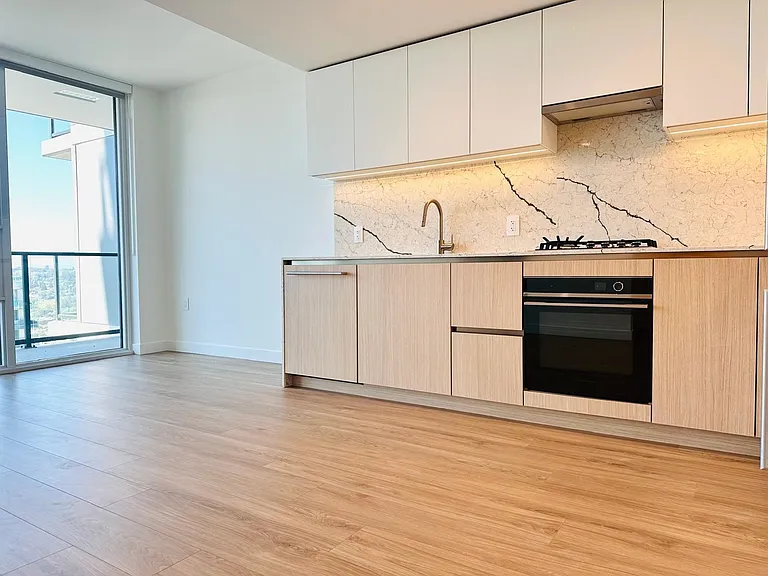 2135 Springer Ave #2507 — Photo 2