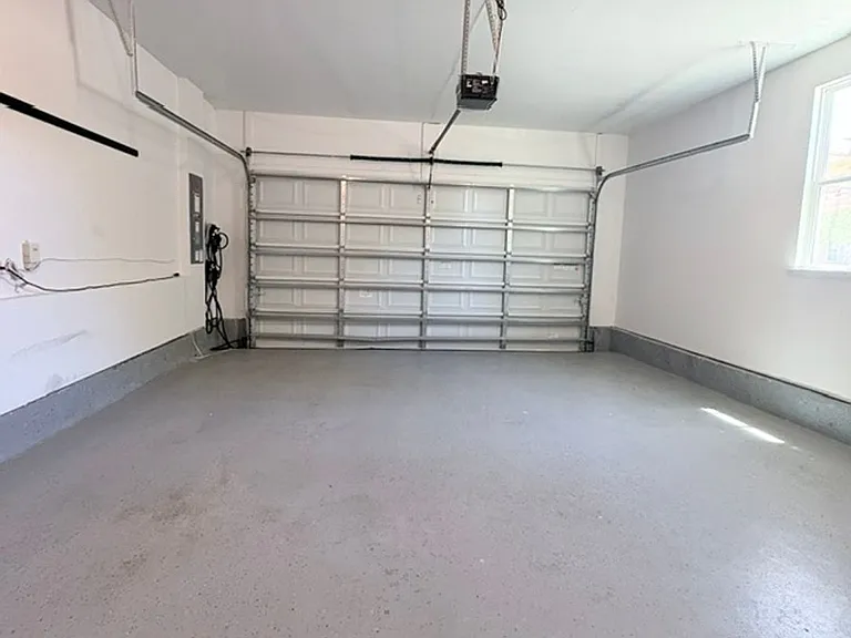 22110 Fulmer Ave — Photo 46