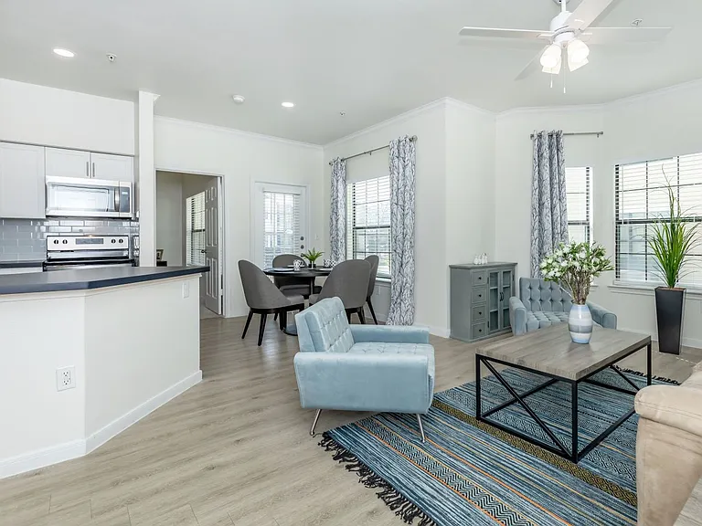 Gulf Breeze — Photo 1