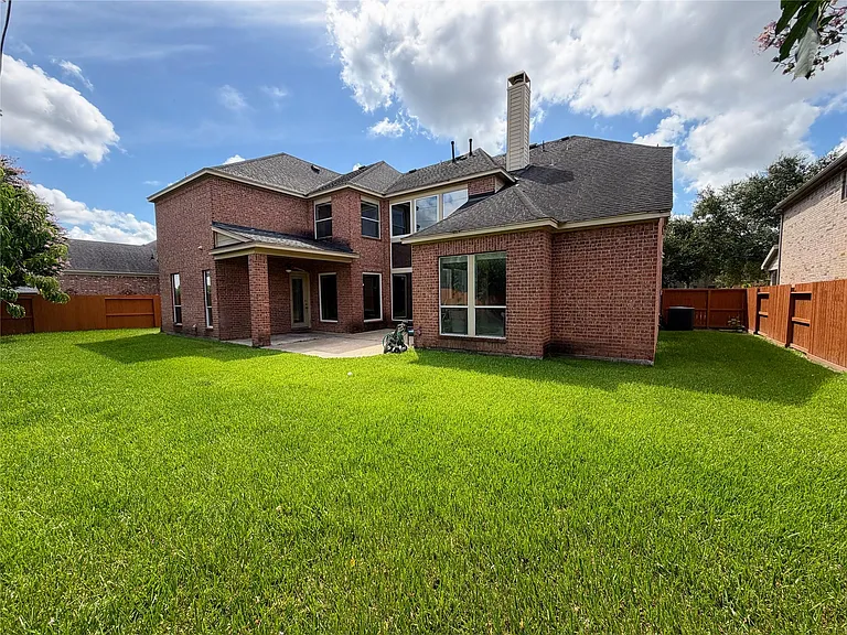 4702 Payton Chase Ln — Photo 47