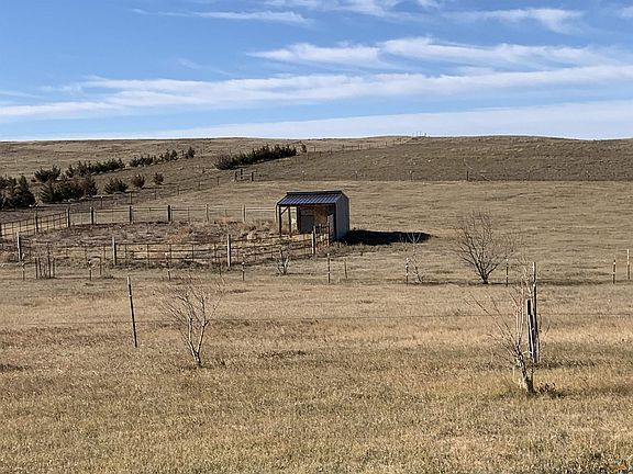 5th image of 25794 Dewey Rd