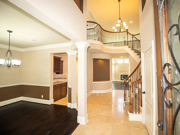 4th image of 21325 Kings Guild Ln