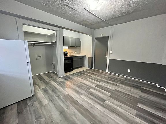 2nd image of 2207 Jones St #2207336