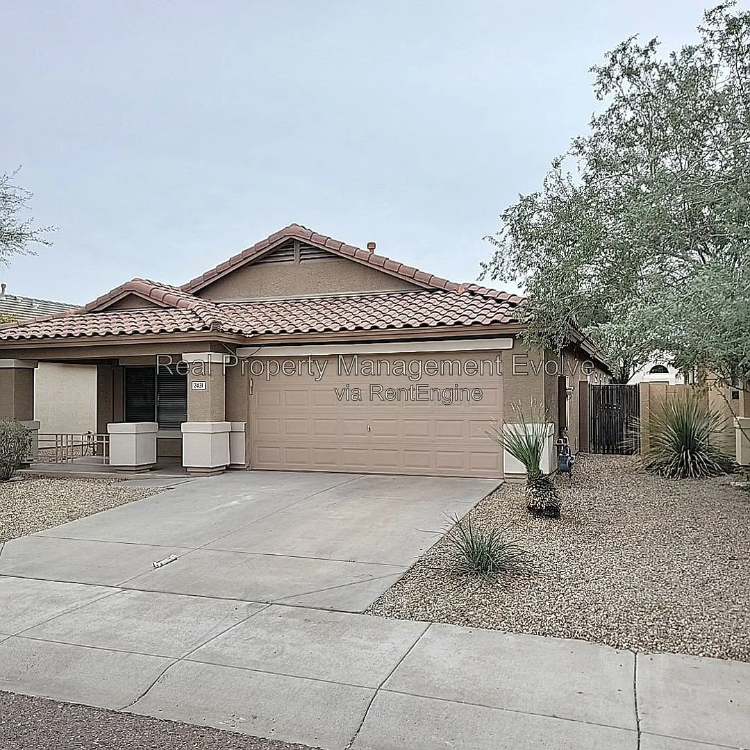 4 bed, 2.0 bath, 1782 sqft, $1,999 — Photo 1