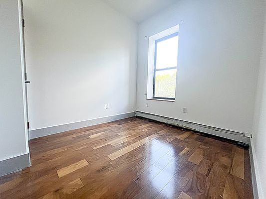 2nd image of 382 Kosciusko St #3E