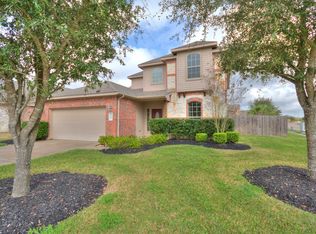 12801 Winter Springs Dr, Pearland, TX 77584