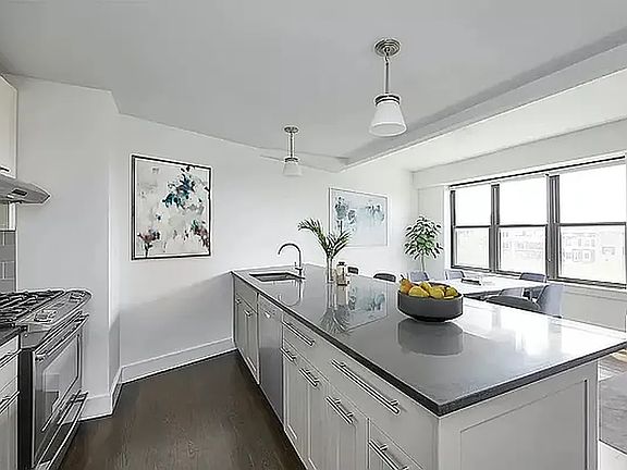 2nd image of 341 Eastern Pkwy APT 8B