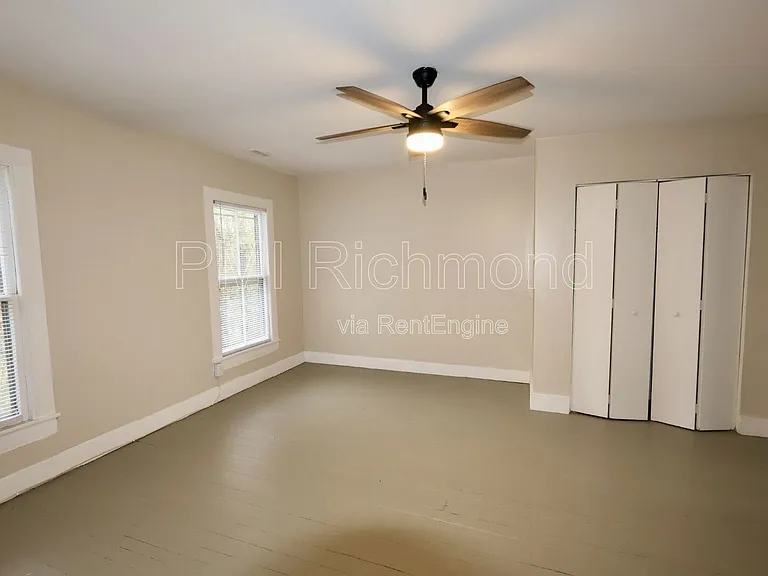 3963 Oakleys Ln — Photo 10