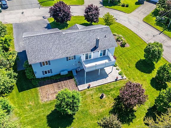 5th image of 133 Wilson Cres