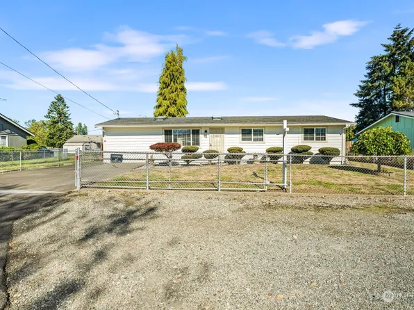 909 135th Street Ct S, Tacoma, WA 98444