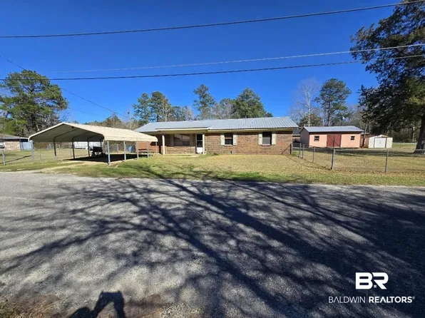 109 Cynthia St, Brewton, AL 36426