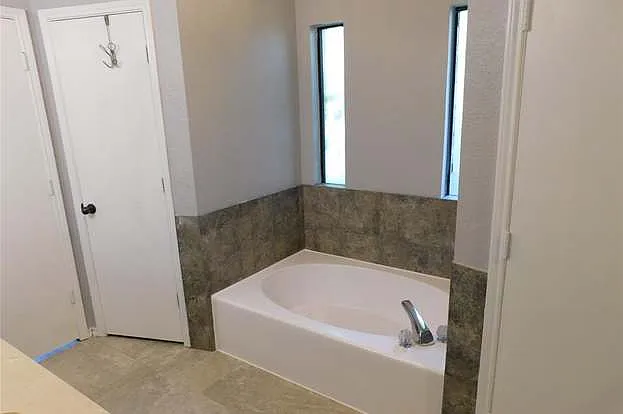 8232 Meadowbrook Dr — Photo 69