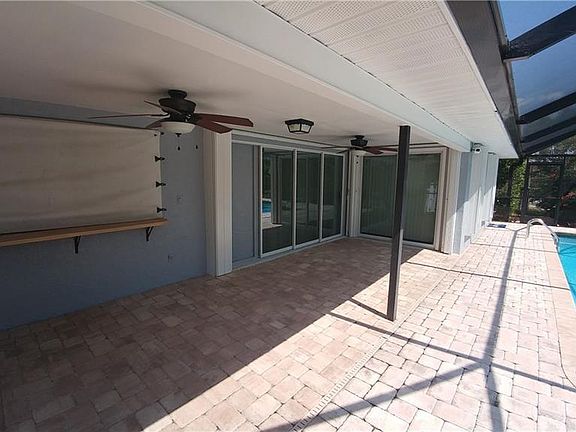 3rd image of 3627 SW 6th Ave