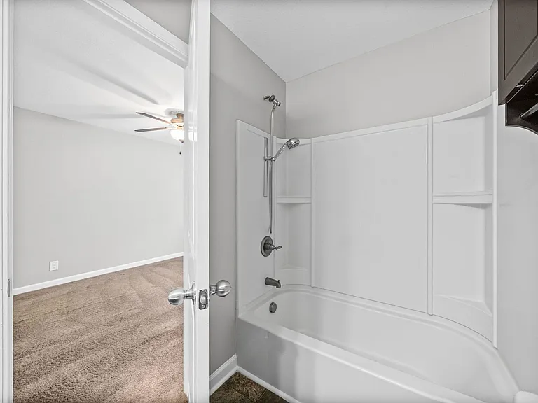 365 Sam Houston Cir — Photo 22