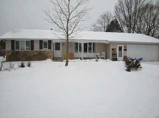 1225 S Park St, Shawano, WI 54166