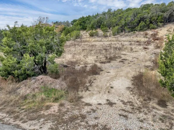 312 Alloway Dr, Spicewood, TX 78669
