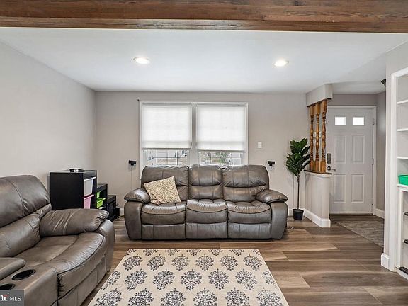 4th image of 12332 Bonmot Pl