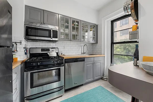 Rented by Douglas Elliman | media 12