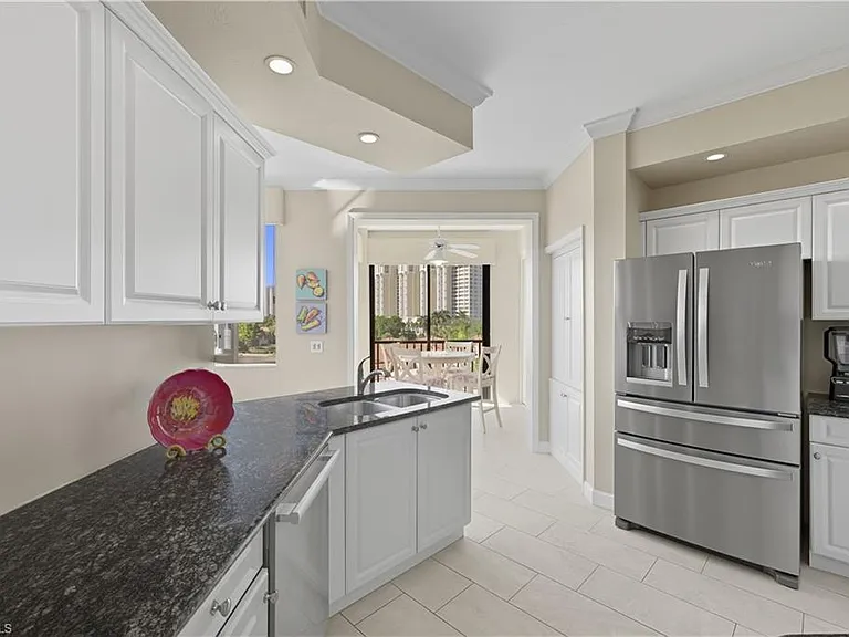 7040 Pelican Bay Blvd #D-401 — Photo 18