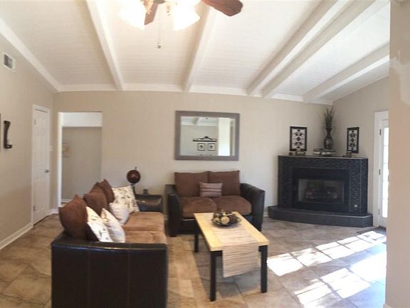 4th image of 111 San Carlos Ave