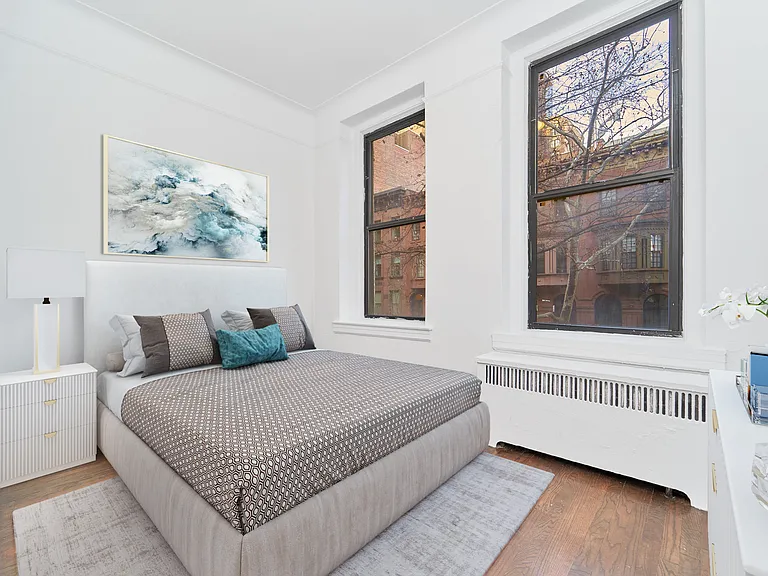 118 E 91st St #2B — Photo 2