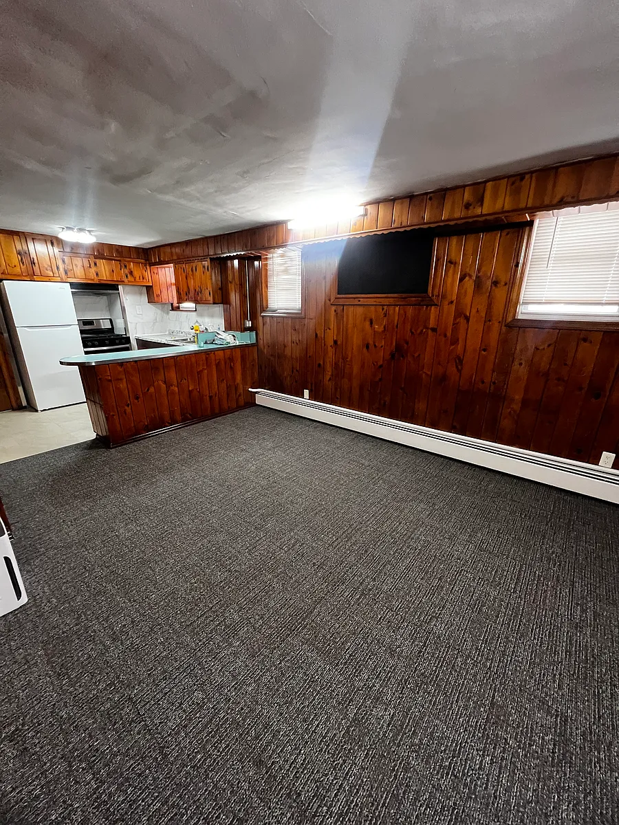 Building Photo - Laconia Ave