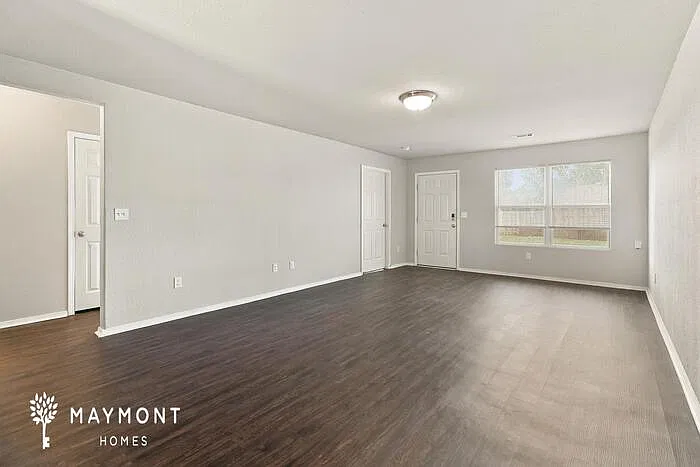 4 bed, 2.0 bath, 1481 sqft, $1,795 — Photo 3